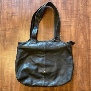 Vintage EUC Mandarina Duck Soft Leather Hobo Bag - Silver Hardware - Black